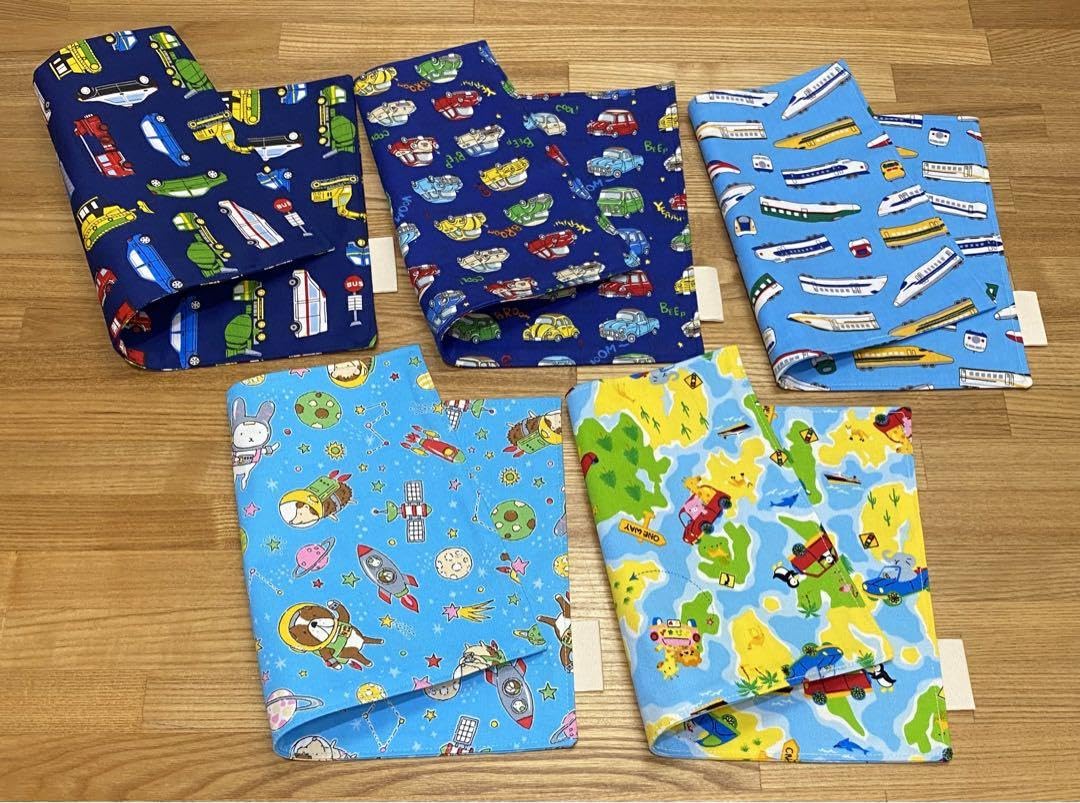 Amazon.co.jp: 小さめランチョンマット20×30月金1週間分 5枚